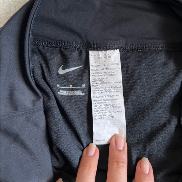 NIKE Black Shorts | Small - Picture 4 of 5